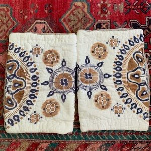 Anthropologie Shams Set